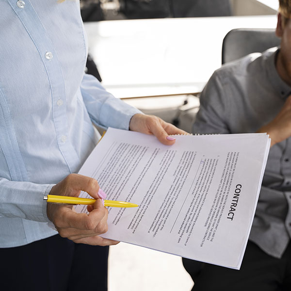 Simplifiez vos démarches pour mettre fin à des contrats tout en respectant les délais légaux.